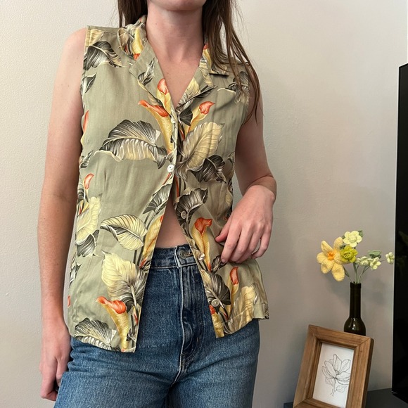 Tommy Bahama Tops - Tommy Bahama Womens Silk Sleeveless Tropical Floral Camp Shirt Sage Green Small
